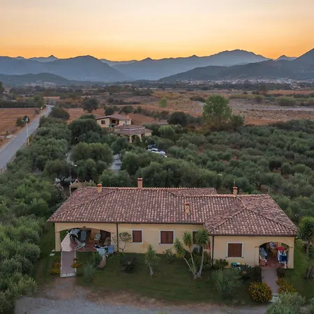 Armandiola Appartement Cardedu